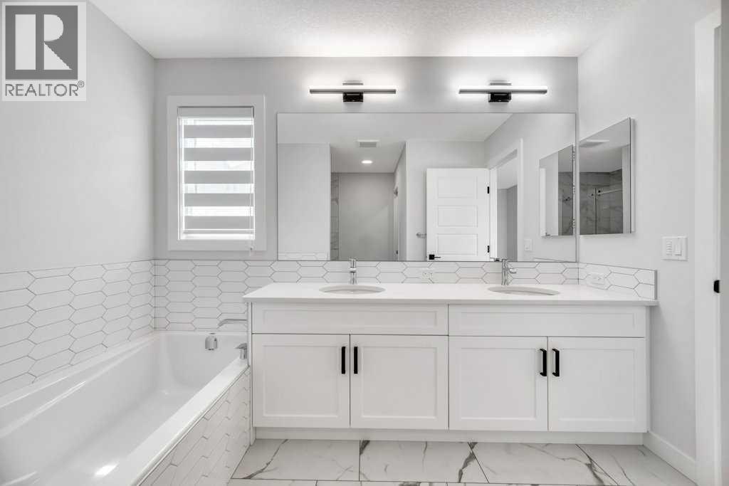 Photo 22 of 75 Amblehurst Link Nw, Calgary AB