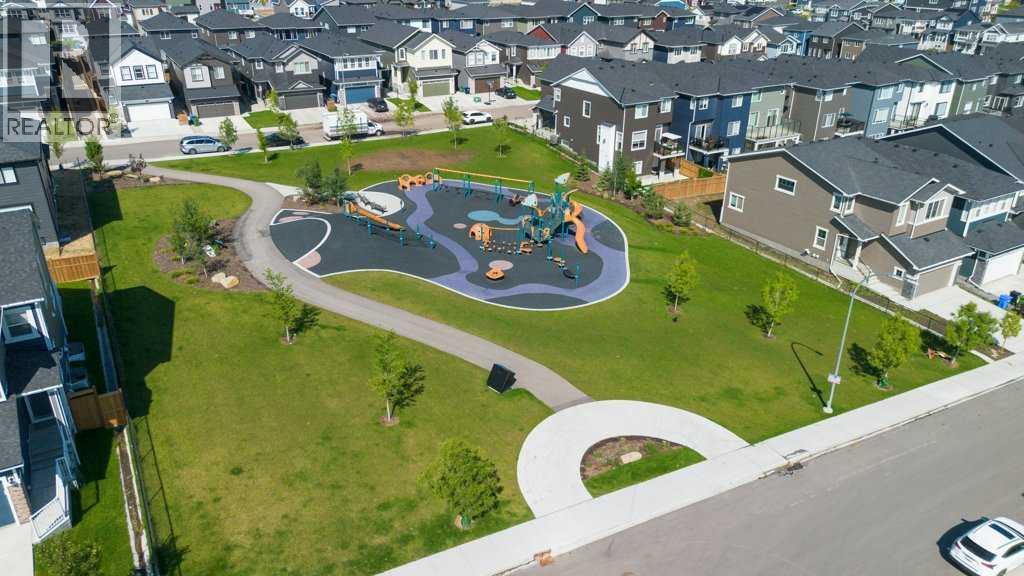 Photo 37 of 75 Amblehurst Link Nw, Calgary AB