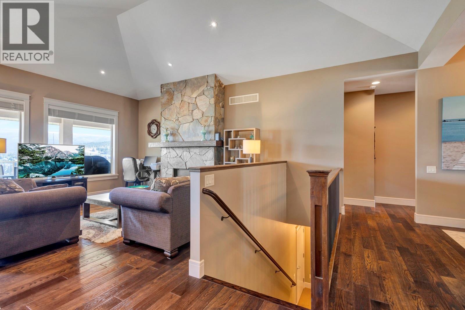  1205 Loseth Drive, Kelowna