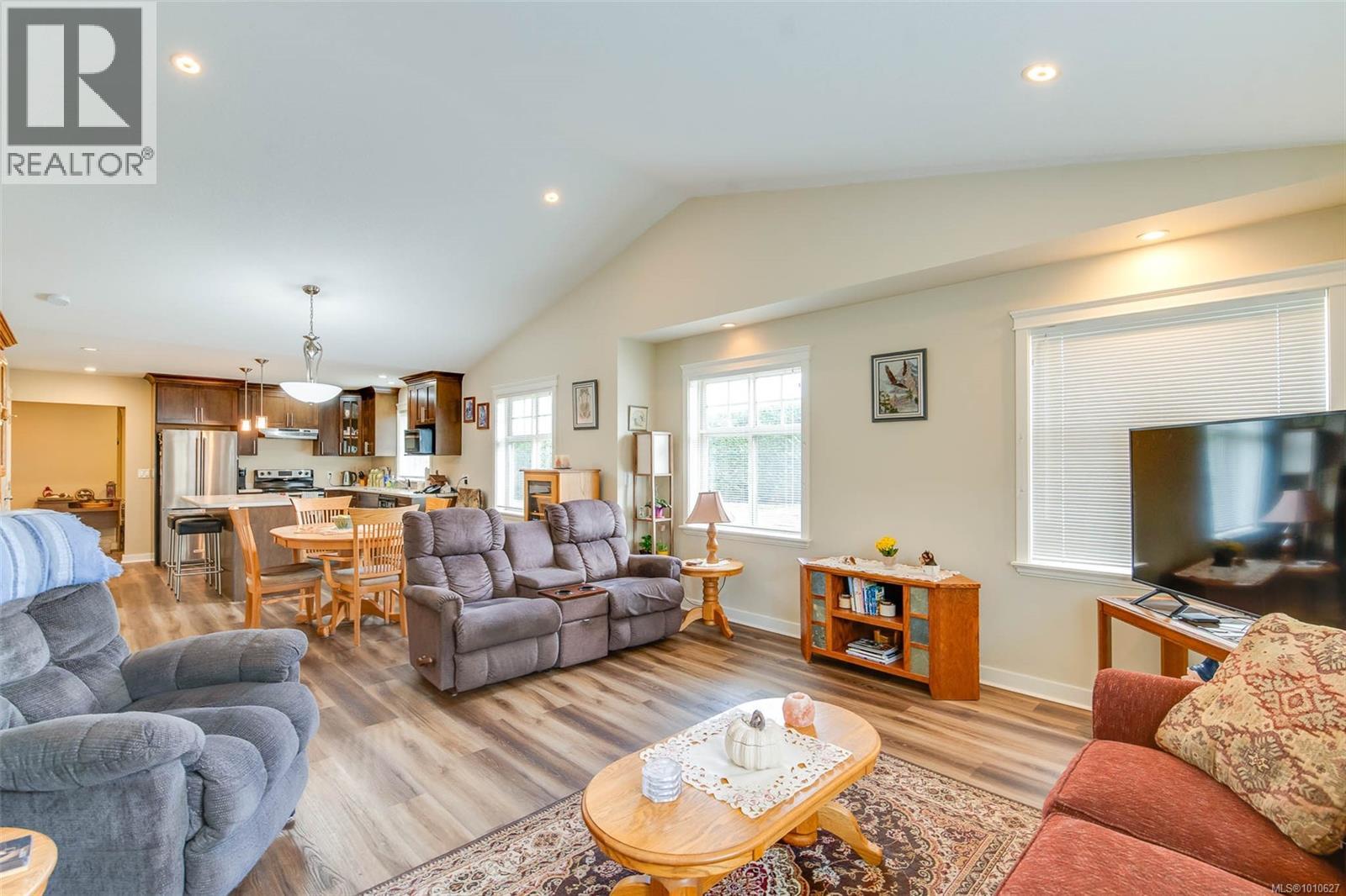 1 3774 12th Ave, Port Alberni