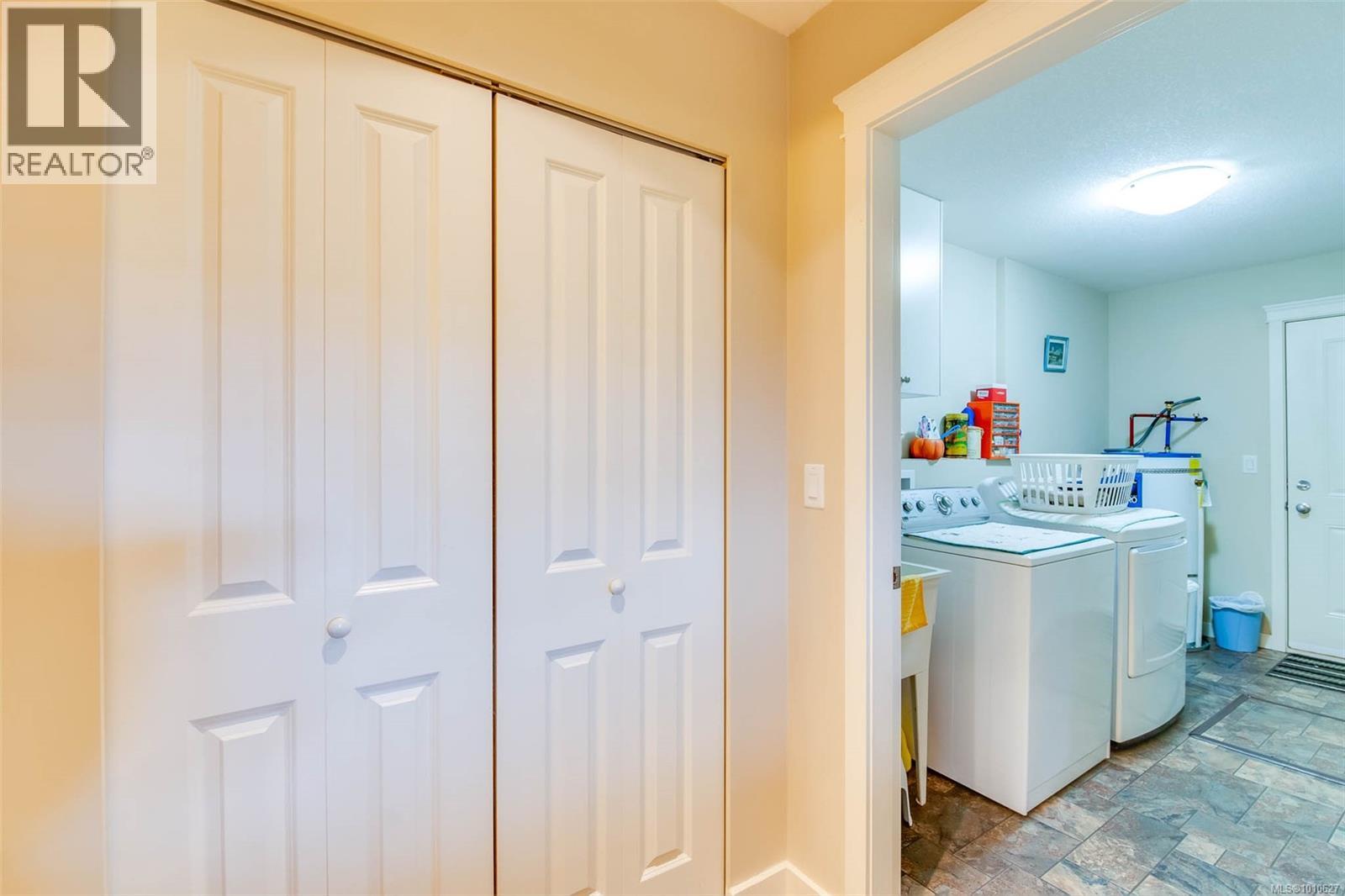 1 3774 12th Ave, Port Alberni