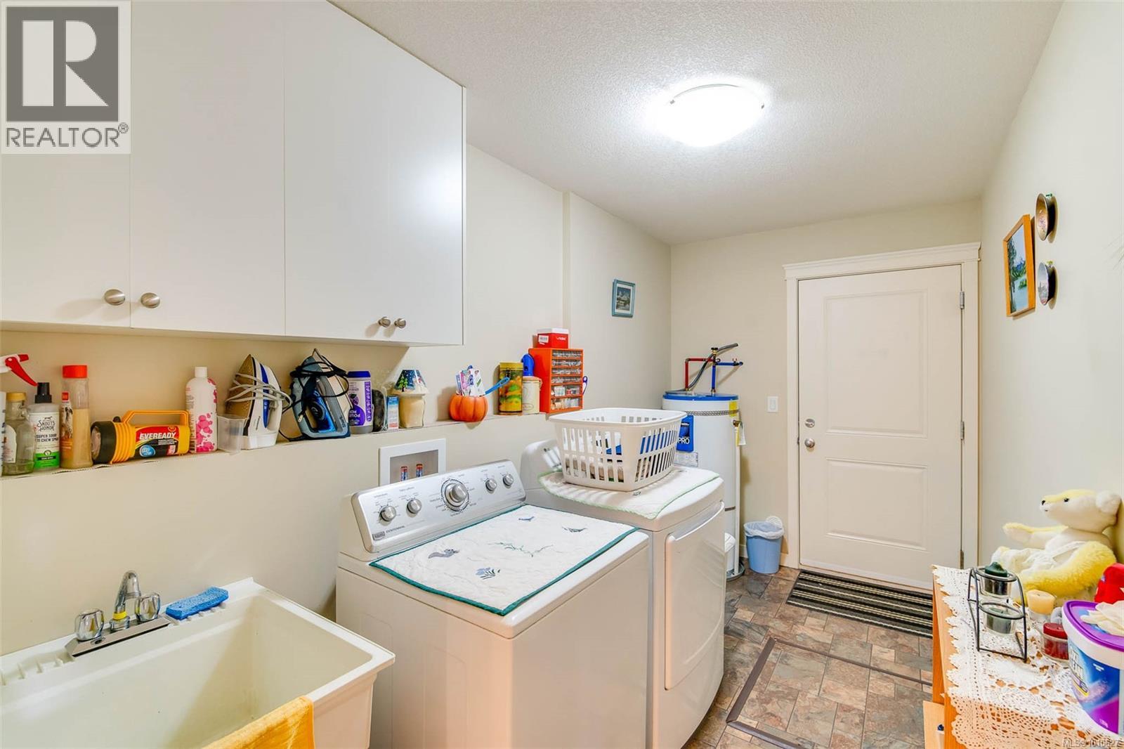 1 3774 12th Ave, Port Alberni