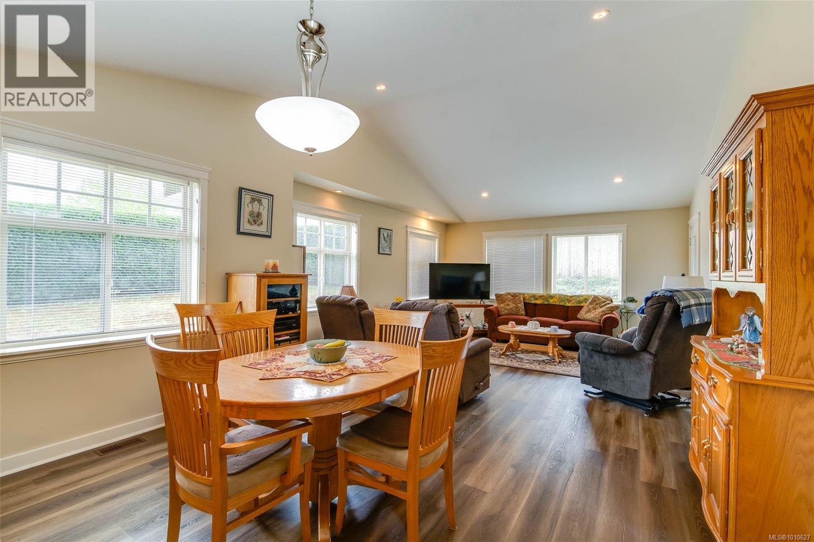1 3774 12th Ave, Port Alberni