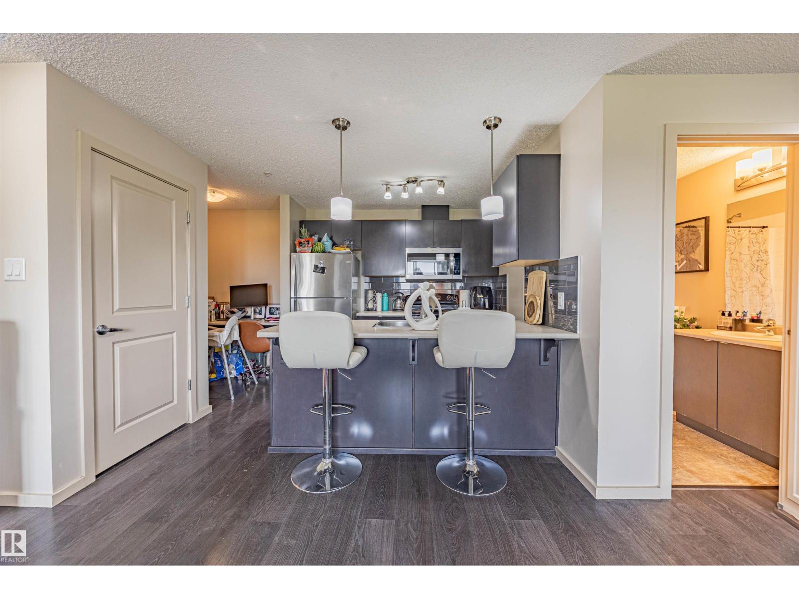 Photo 9 of 329 504 Albany Wy Nw, Edmonton AB