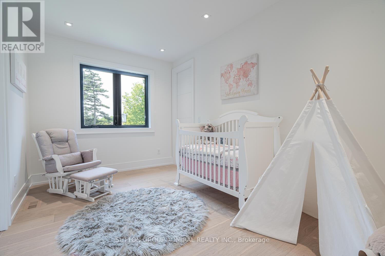 Photo 29 of 98 Babcombe Drive, Markham ON