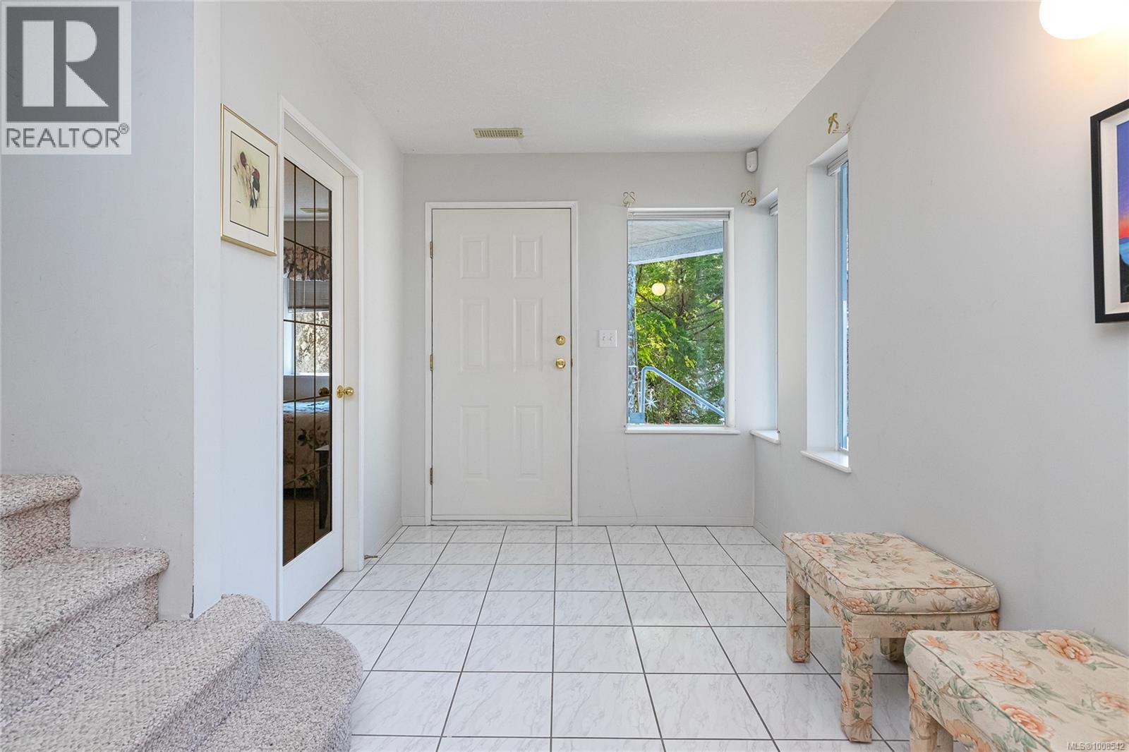 Photo 10 of 3713 Pointer Pl, Saanich BC