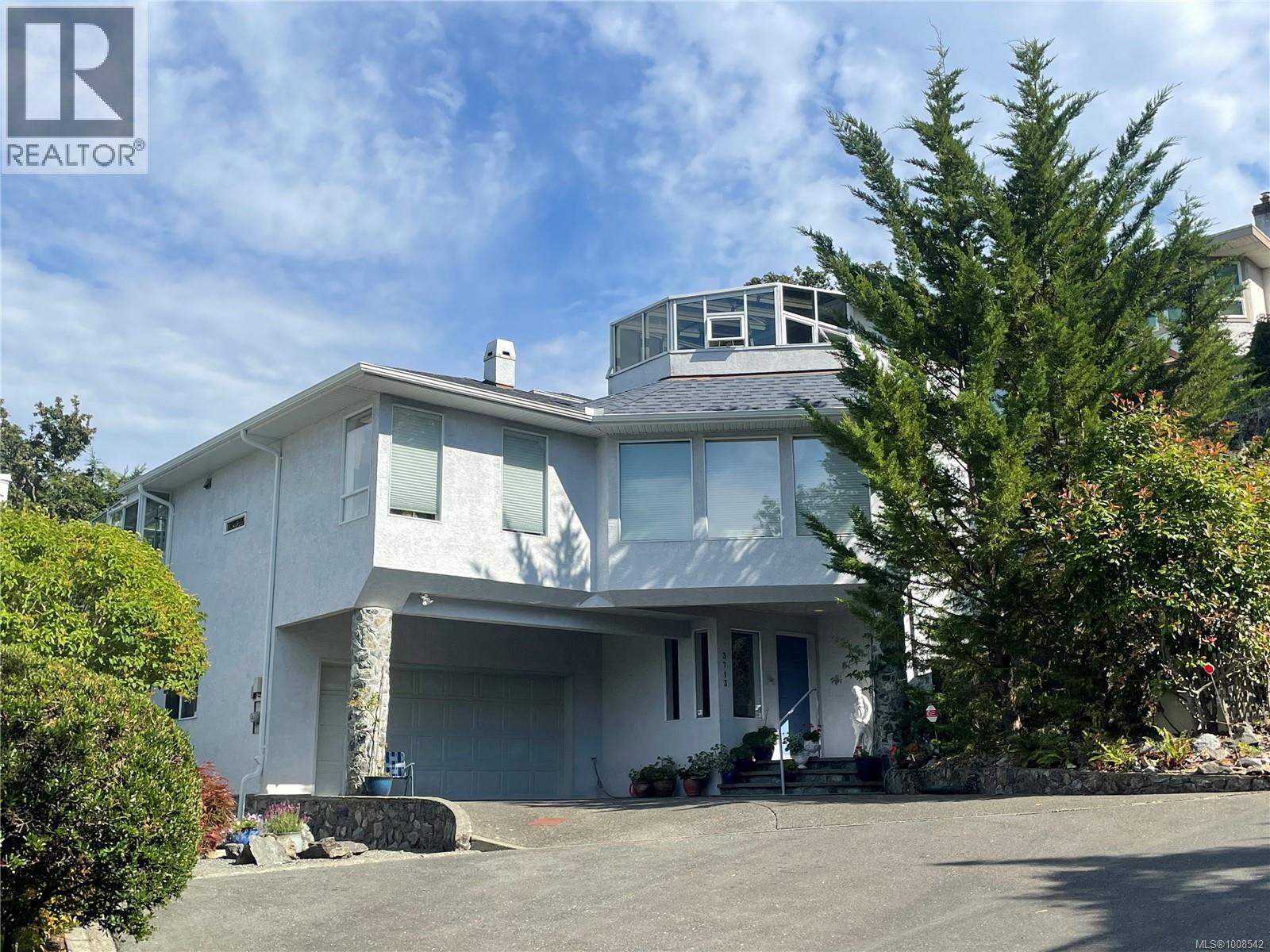 Photo 8 of 3713 Pointer Pl, Saanich BC
