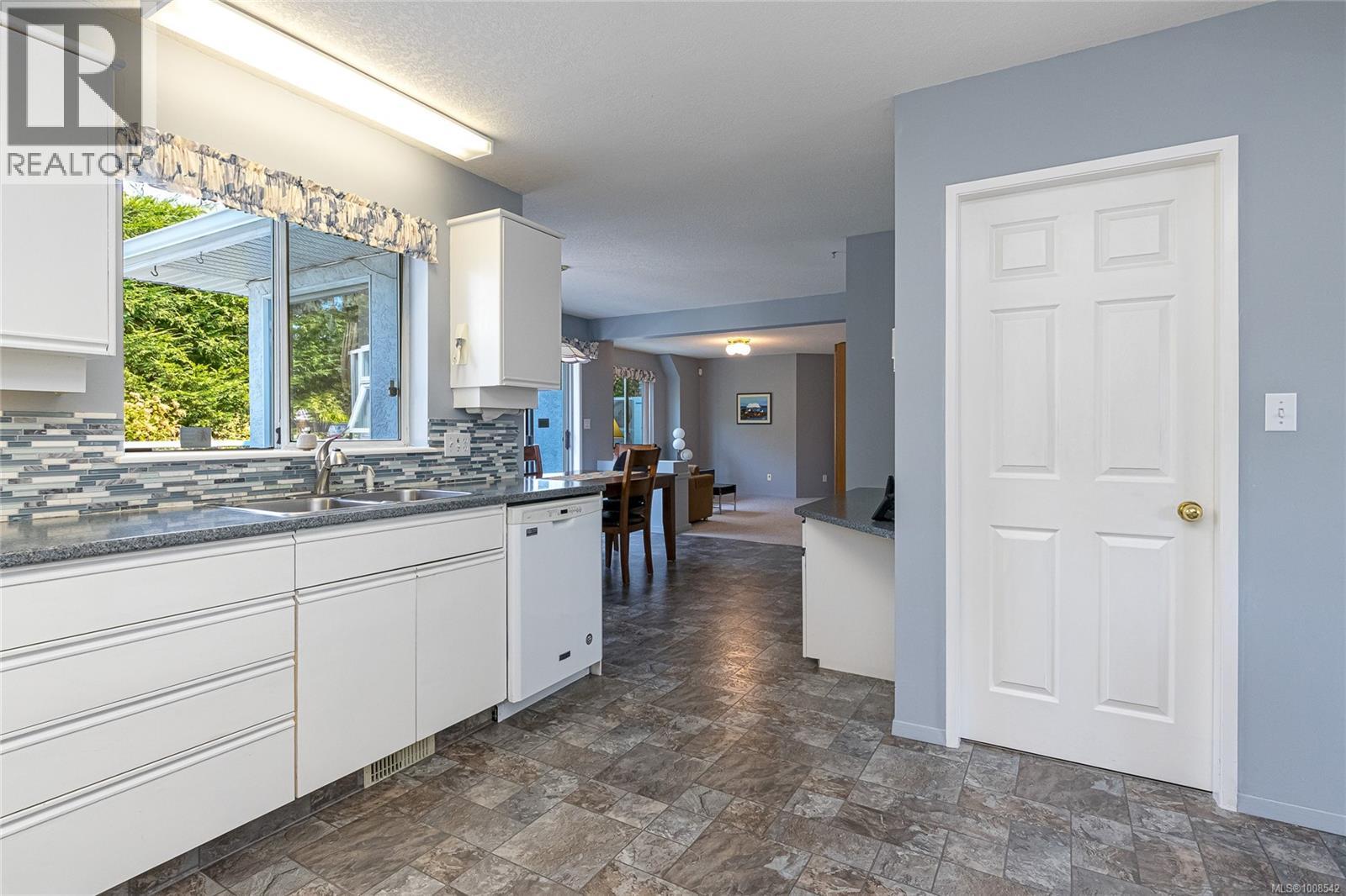 Photo 25 of 3713 Pointer Pl, Saanich BC