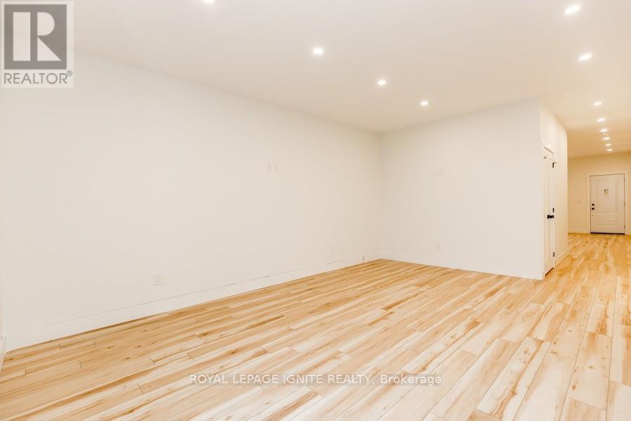 Photo 50 of 781 Oliva Street, Pickering ON