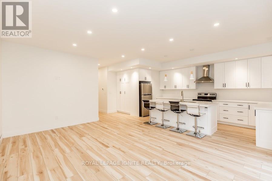 Photo 48 of 781 Oliva Street, Pickering ON