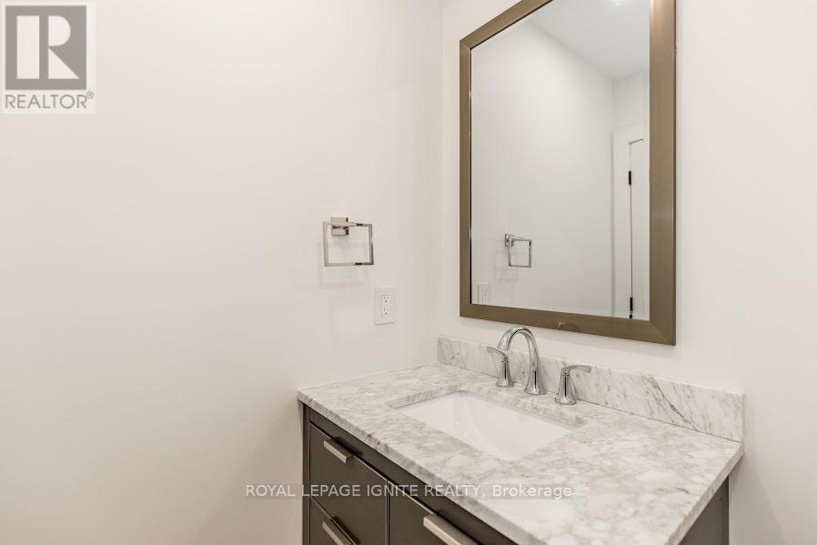 Photo 14 of 781 Oliva Street, Pickering ON