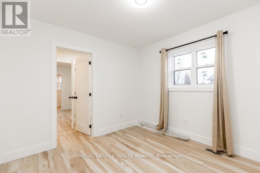Photo 28 of 781 Oliva Street, Pickering ON