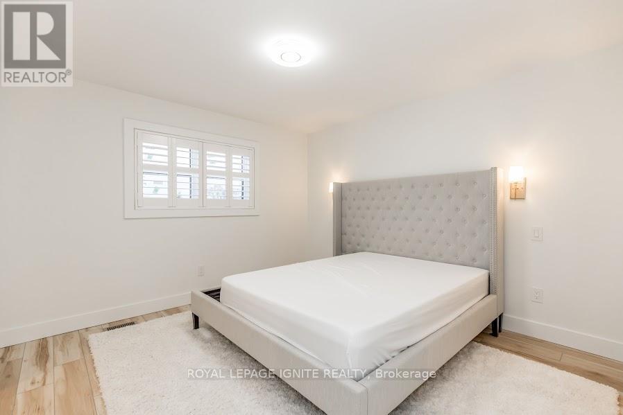 Photo 26 of 781 Oliva Street, Pickering ON