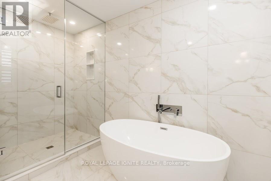 Photo 45 of 781 Oliva Street, Pickering ON