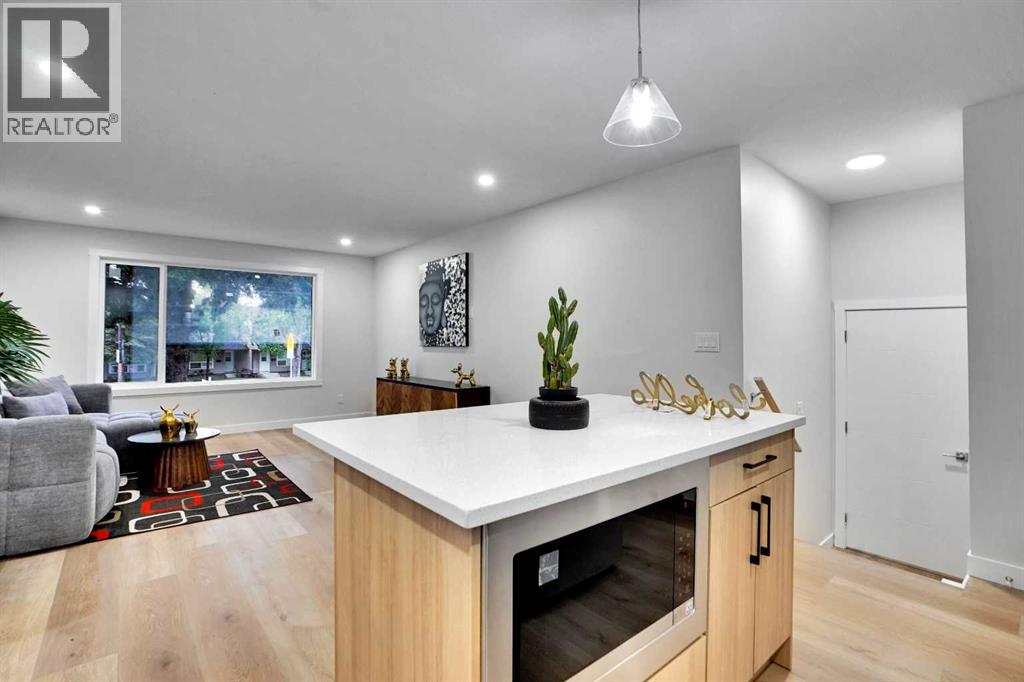 Single Family House Bi-level for Sale in B Queensland Drive SE Queensland Calgary 