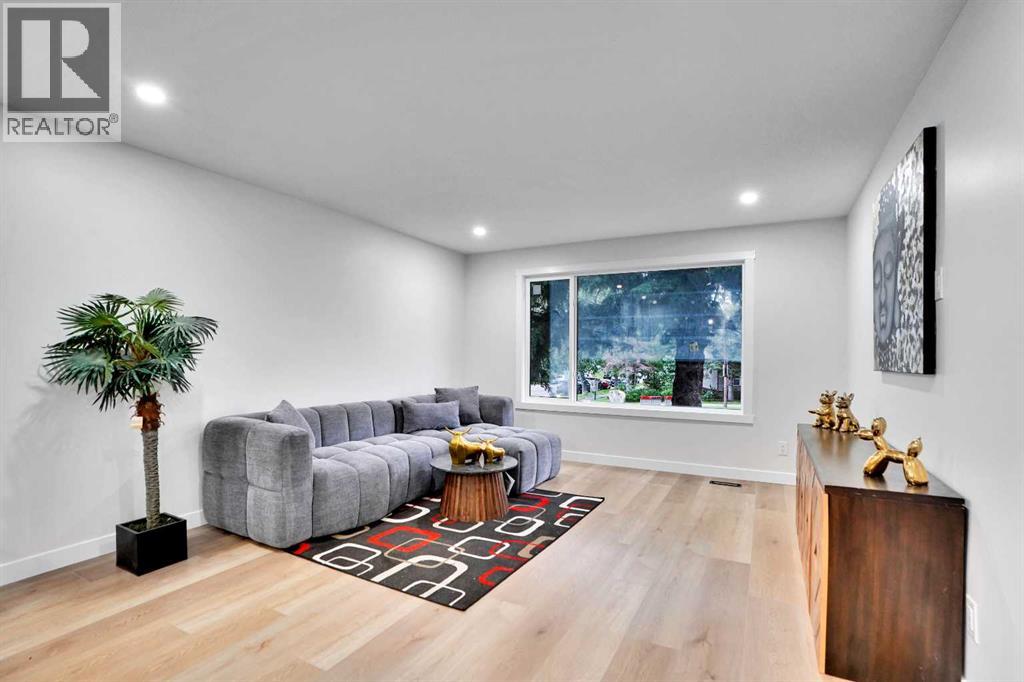 Single Family House Bi-level for Sale in B Queensland Drive SE Queensland Calgary 