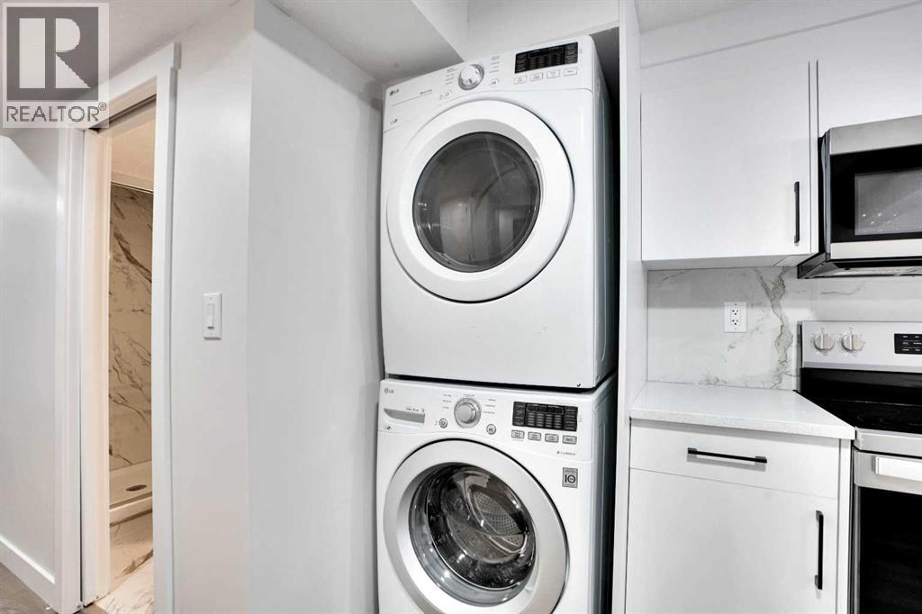 Single Family House Bi-level for Sale in B Queensland Drive SE Queensland Calgary 