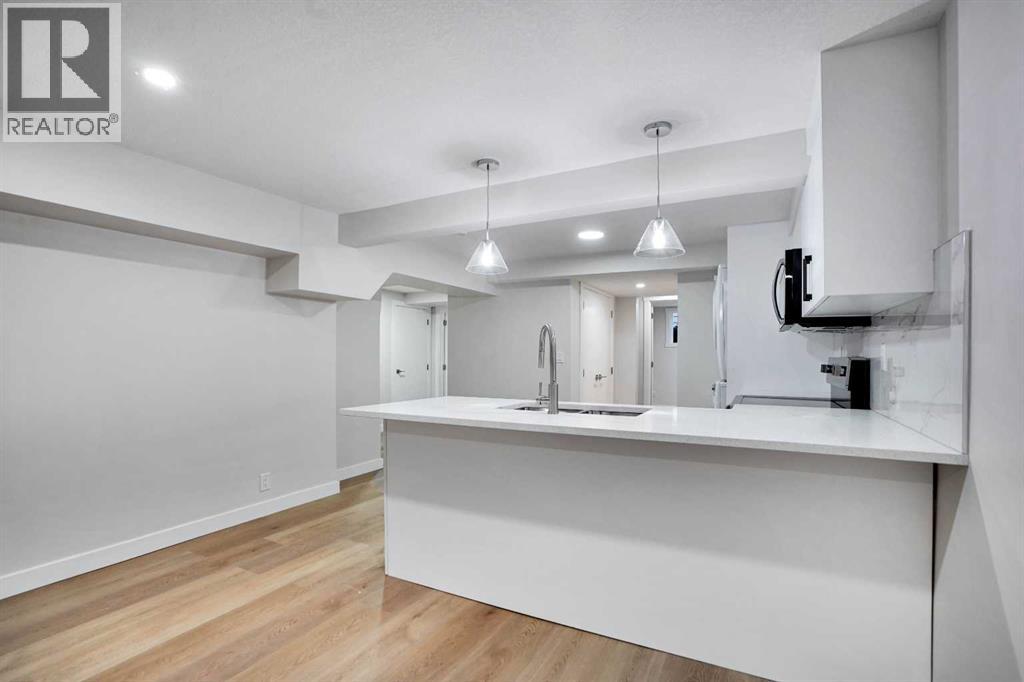 Single Family House Bi-level for Sale in B Queensland Drive SE Queensland Calgary 