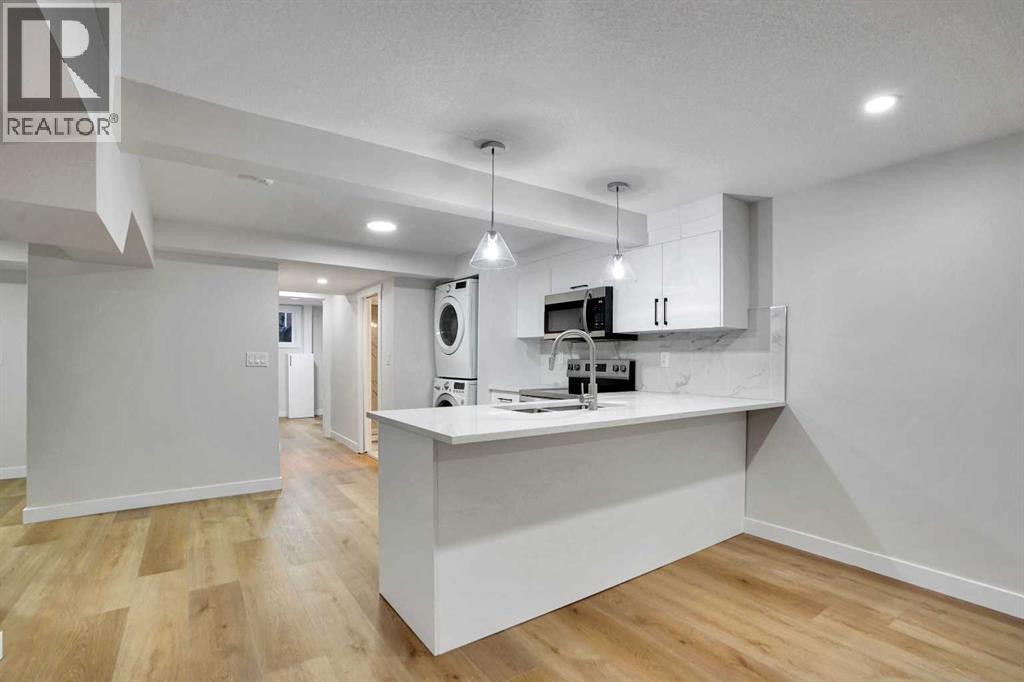 Single Family House Bi-level for Sale in B Queensland Drive SE Queensland Calgary 