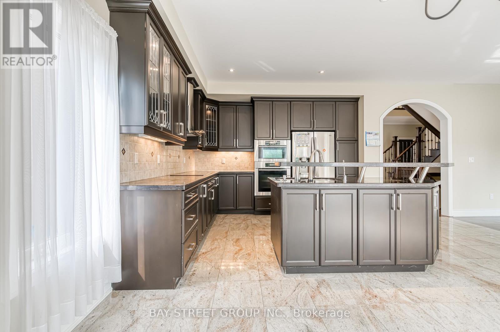 Photo 17 of 3 Edenbrook Crescent, Richmond Hill ON