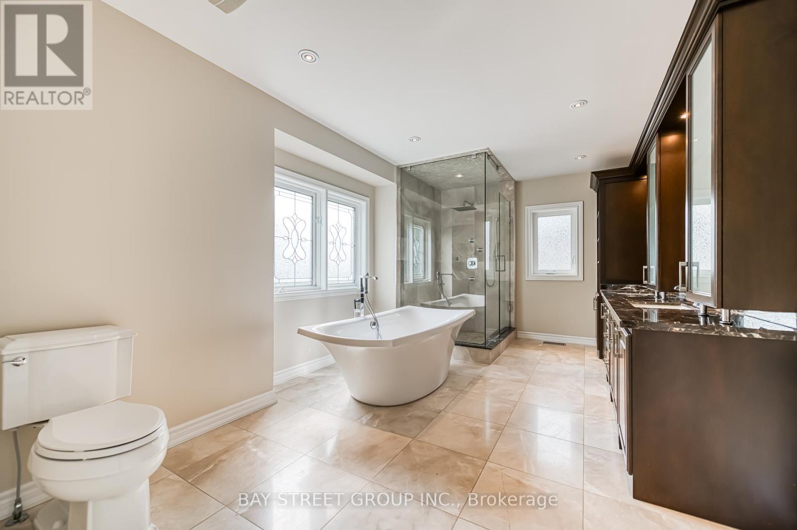 Photo 26 of 3 Edenbrook Crescent, Richmond Hill ON