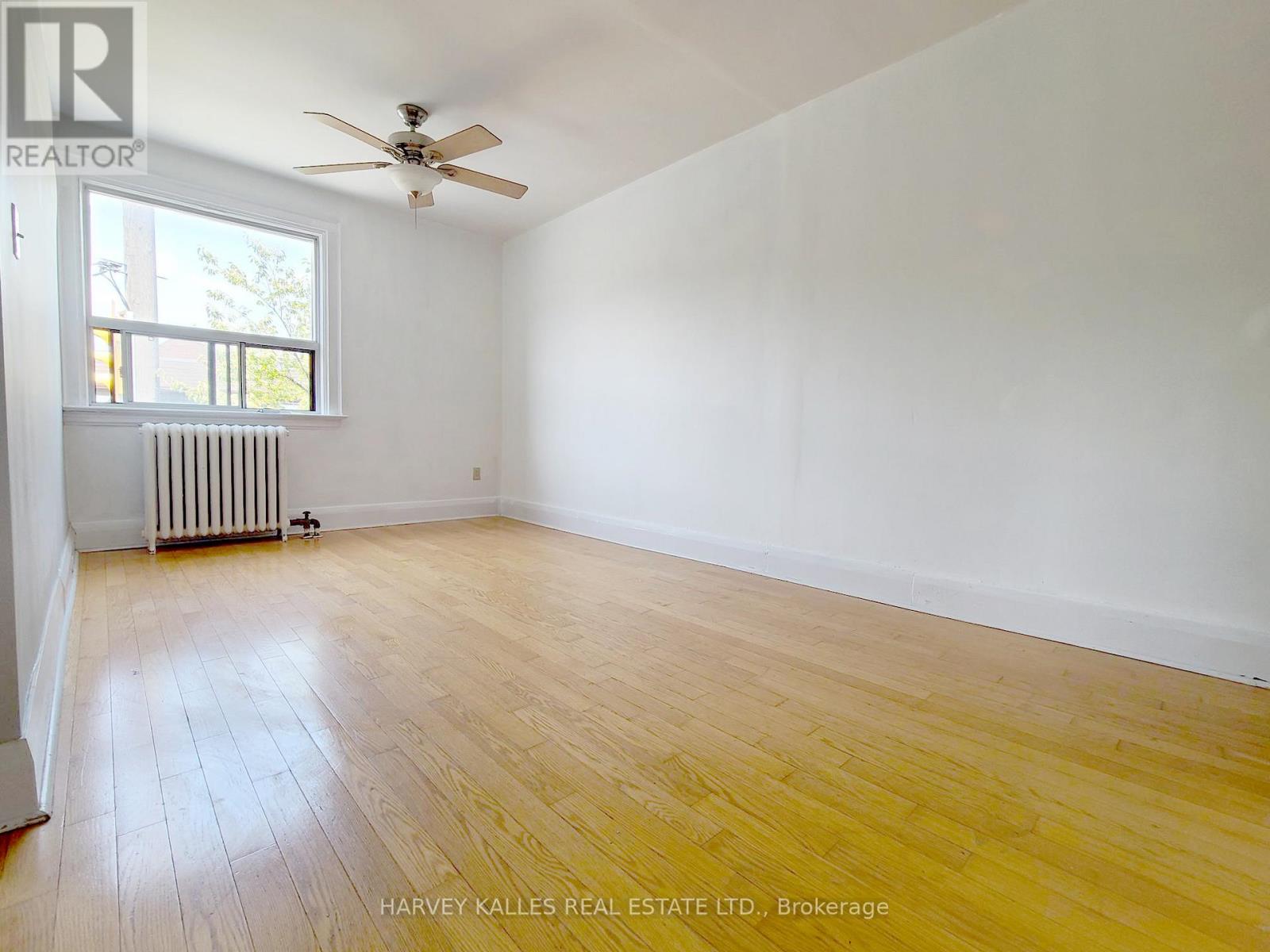 Photo 4 of 1 503 Runnymede Road, Toronto ON
