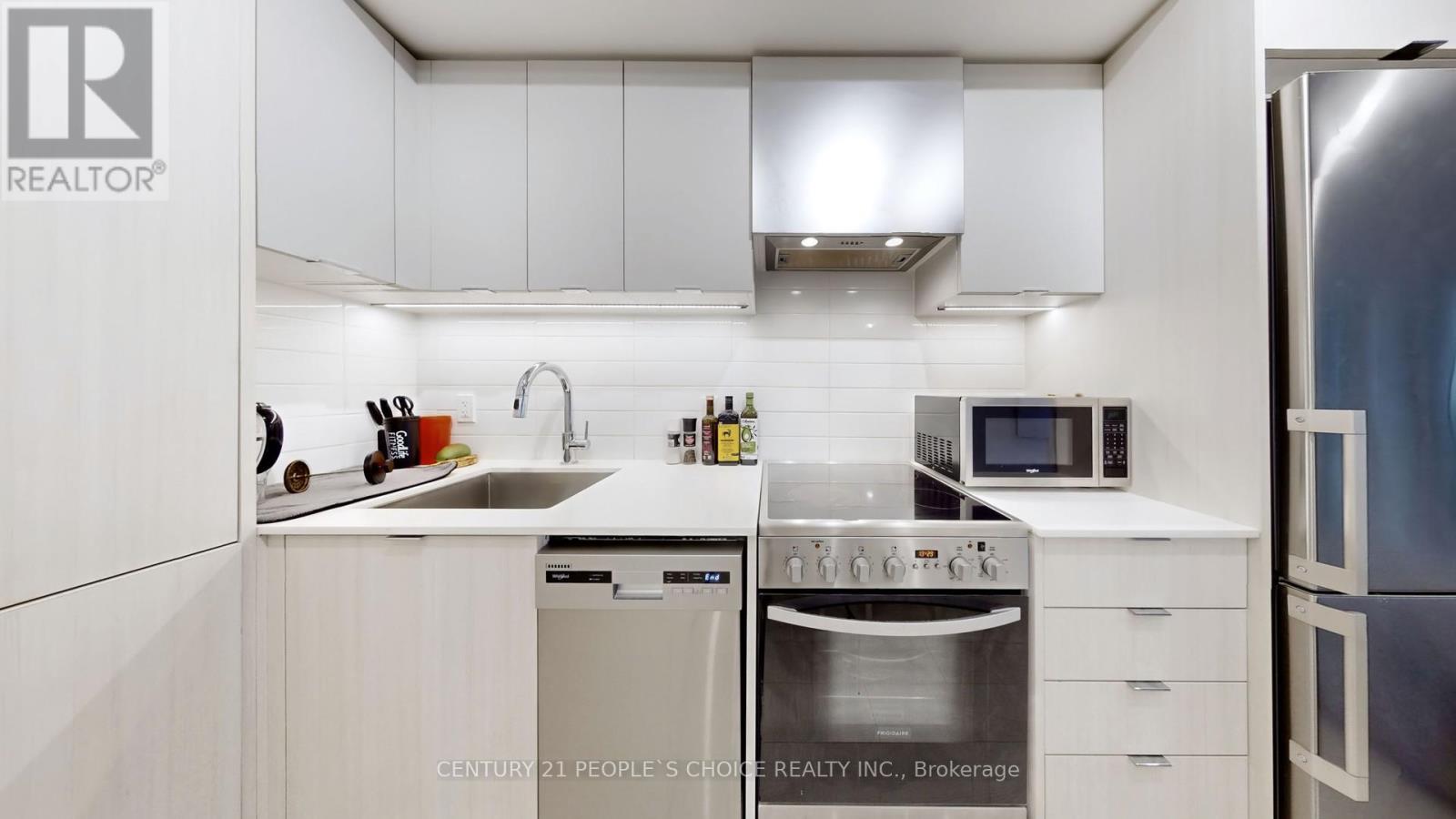 Photo 24 of 827 26 Gibbs Road, Toronto ON