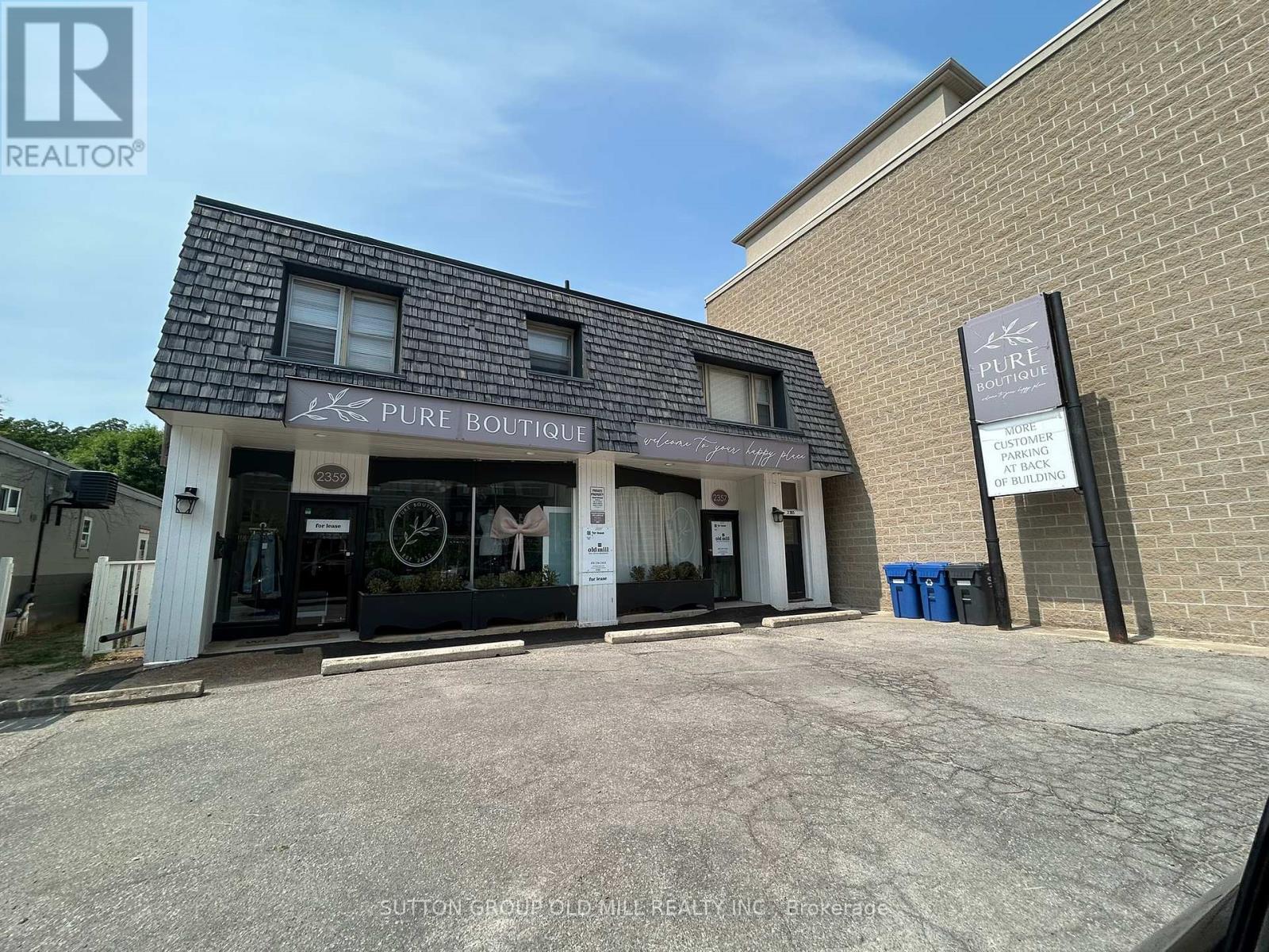 Photo 1 of 2355 Lakeshore Road W, Oakville ON