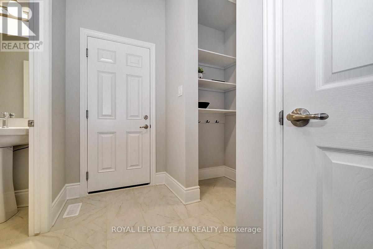 Photo 15 of 1038 Charolais Place, Ottawa ON