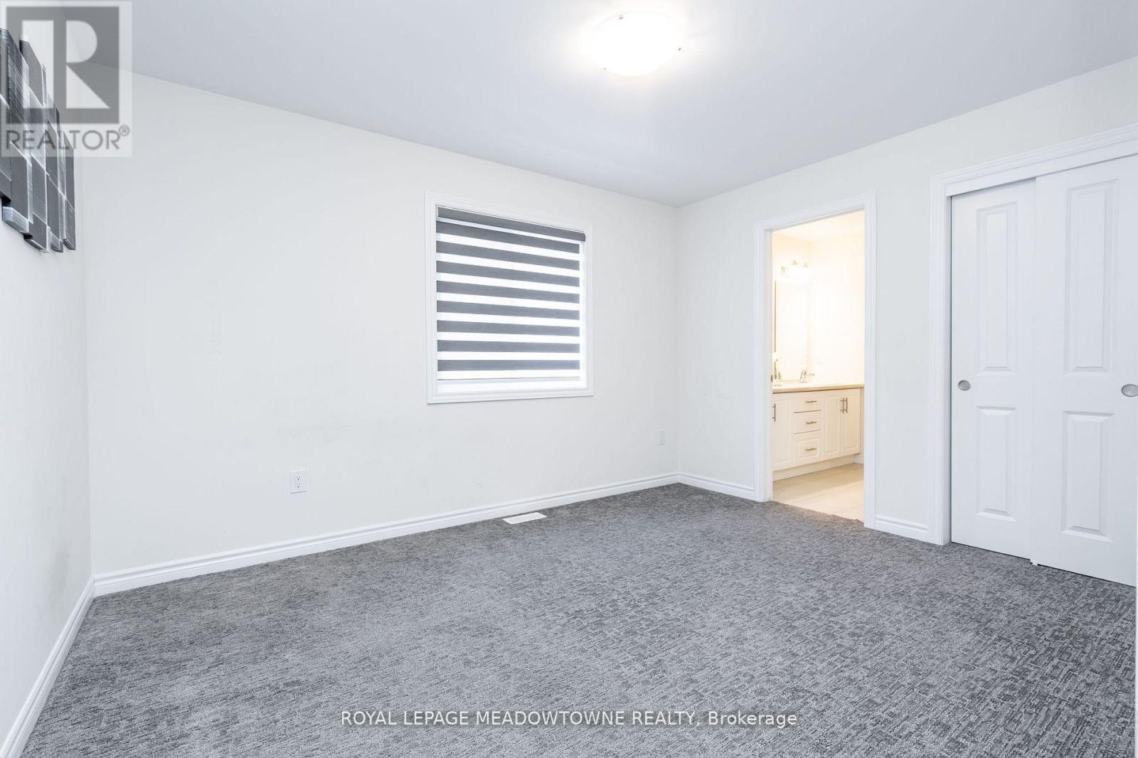 Photo 24 of 16 Bethune Avenue, Welland ON