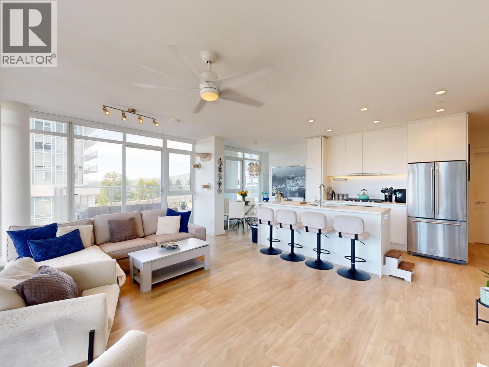 Photo 1 of 404 657 Whiting Way, Coquitlam BC