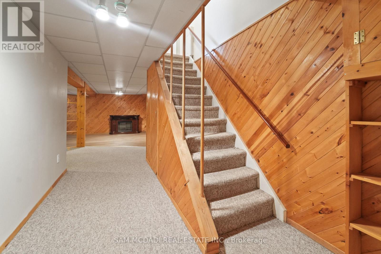 Photo 25 of 6486 Edenwood Drive, Mississauga ON