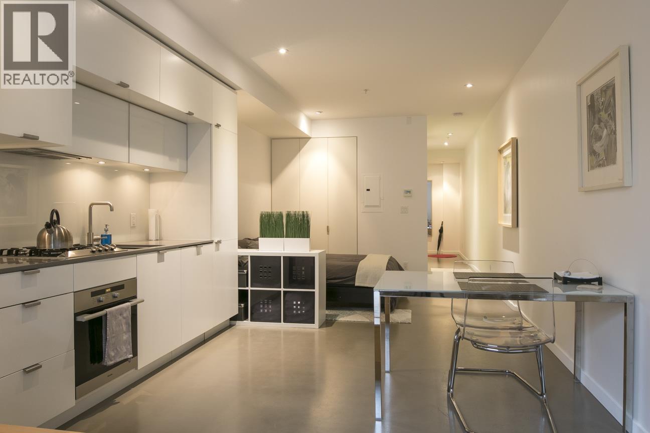 Photo 5 of 501 12 Water Street, Vancouver BC