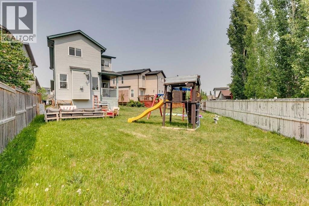 Photo 32 of 190 Everoak Gardens Sw, Calgary AB
