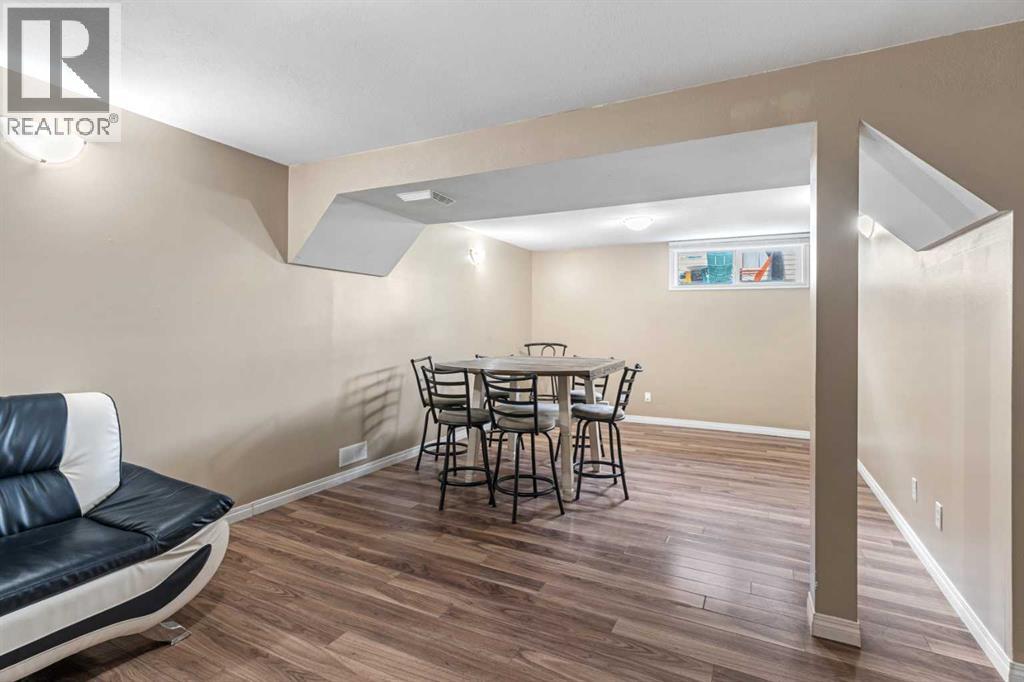 Photo 27 of 3240 33 A Avenue Se, Calgary AB