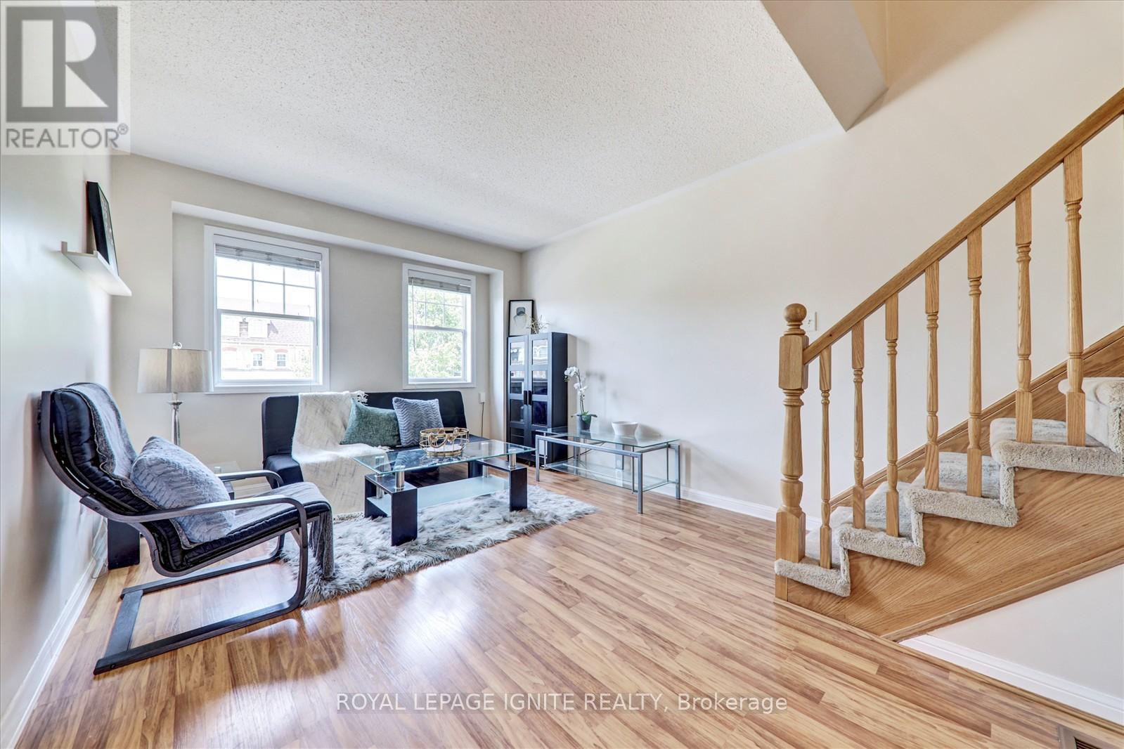 Photo 39 of 21 Ecopark Gate, Toronto ON