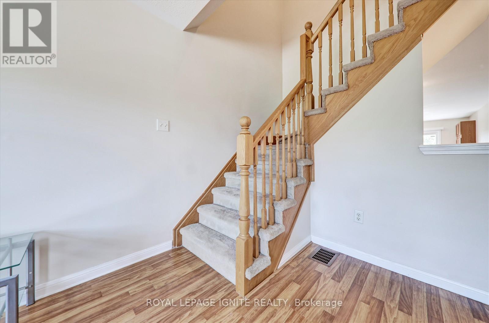 Photo 41 of 21 Ecopark Gate, Toronto ON