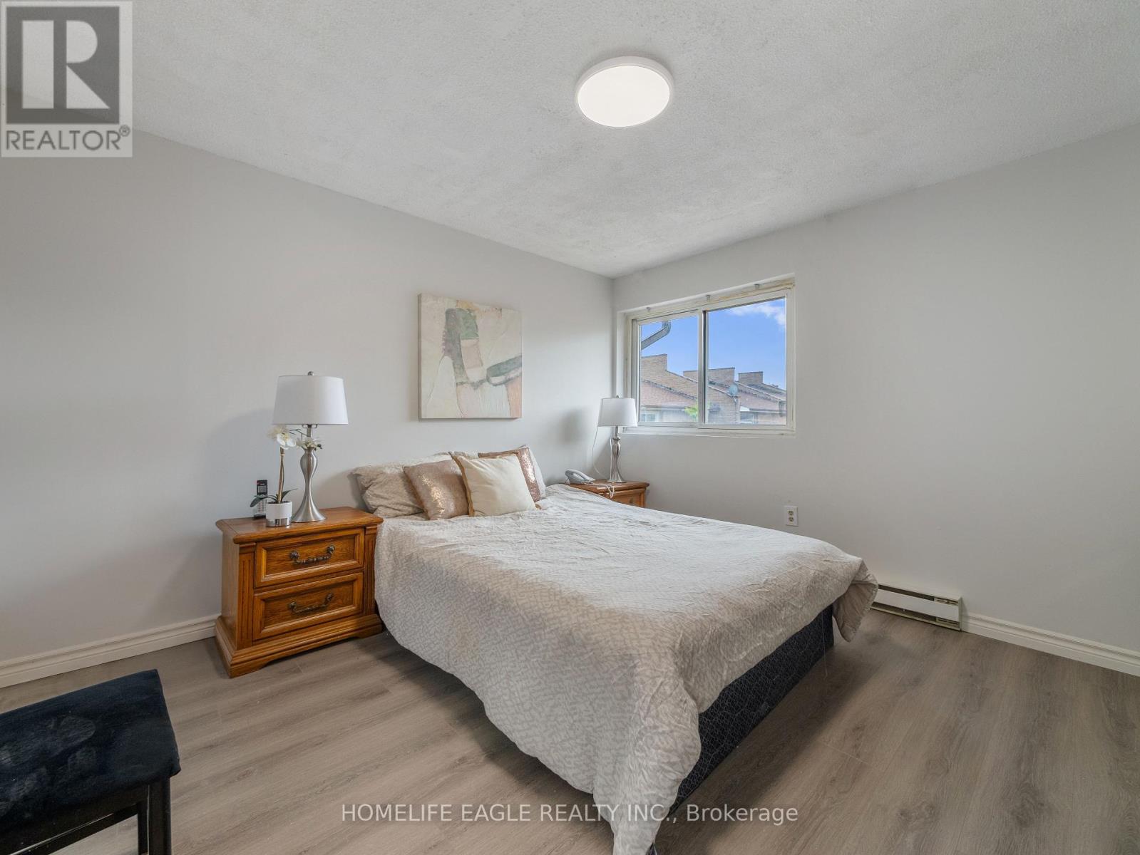 Photo 8 of 118 50 Scarborough Golf Club Road, Toronto ON