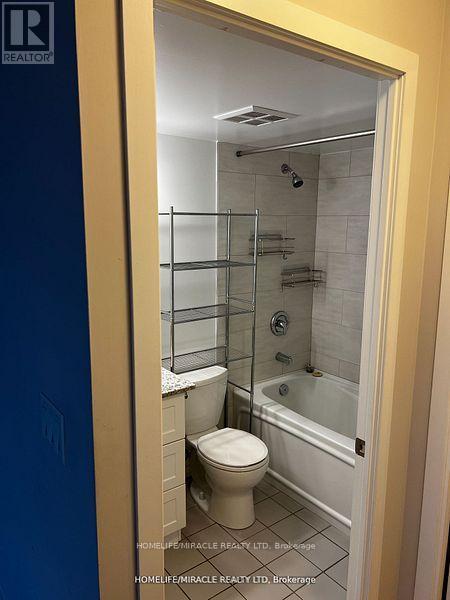 Photo 6 of 2309 38 Lee Centre Drive, Toronto ON