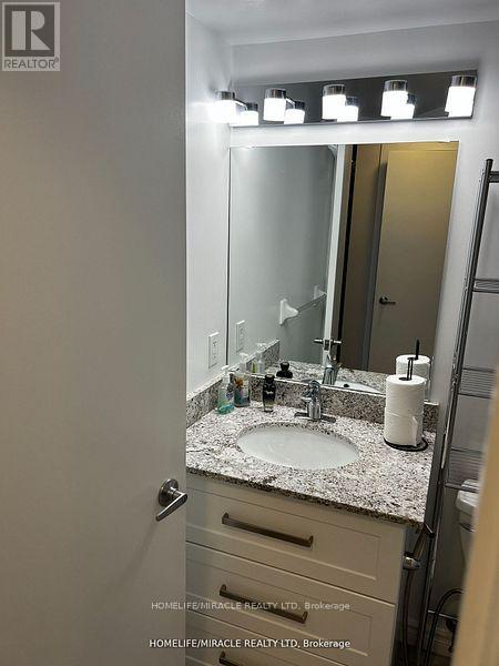 Photo 8 of 2309 38 Lee Centre Drive, Toronto ON