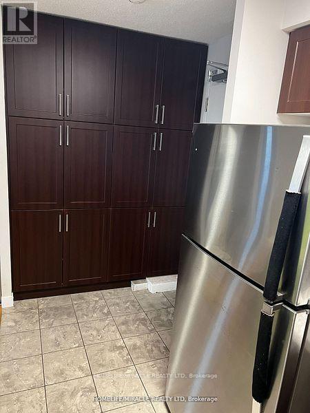 Photo 19 of 2309 38 Lee Centre Drive, Toronto ON