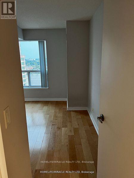 Photo 13 of 2309 38 Lee Centre Drive, Toronto ON