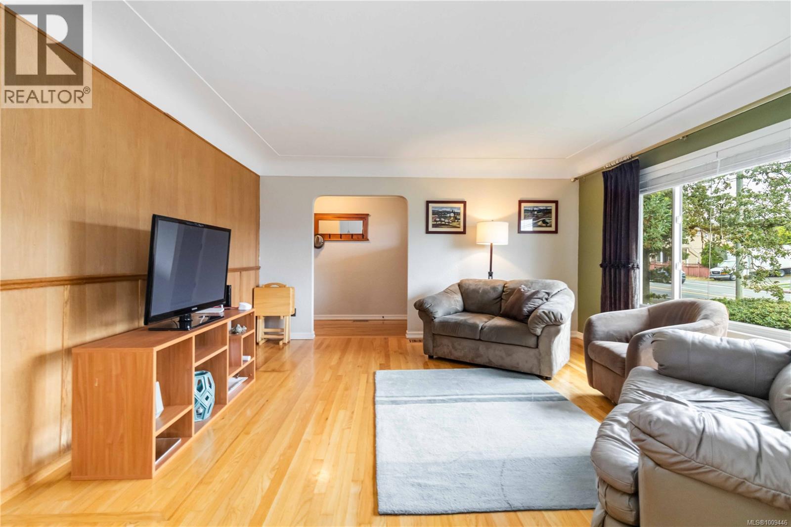 Photo 49 of 4076 Glanford Ave, Saanich BC