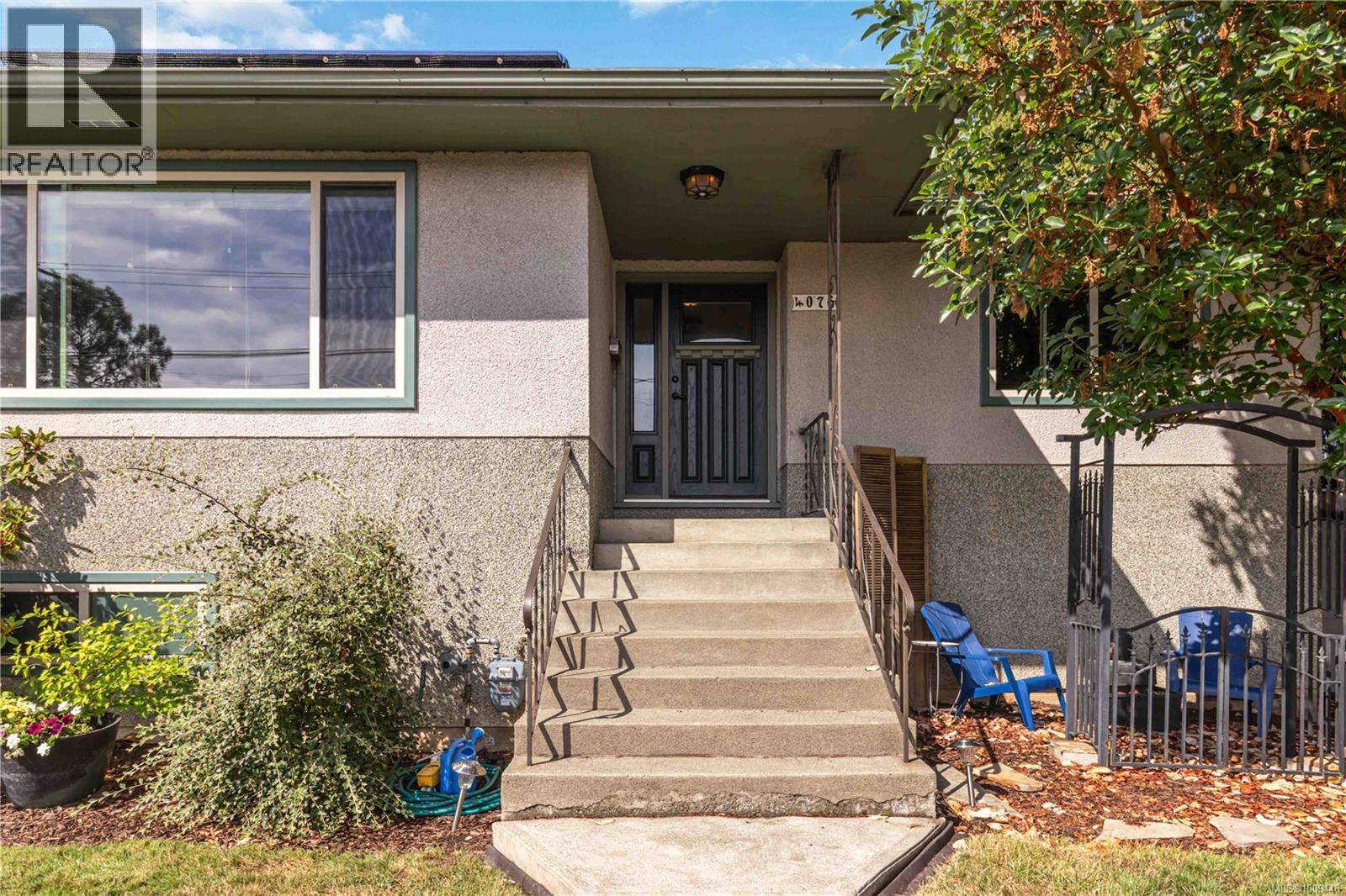 Photo 31 of 4076 Glanford Ave, Saanich BC