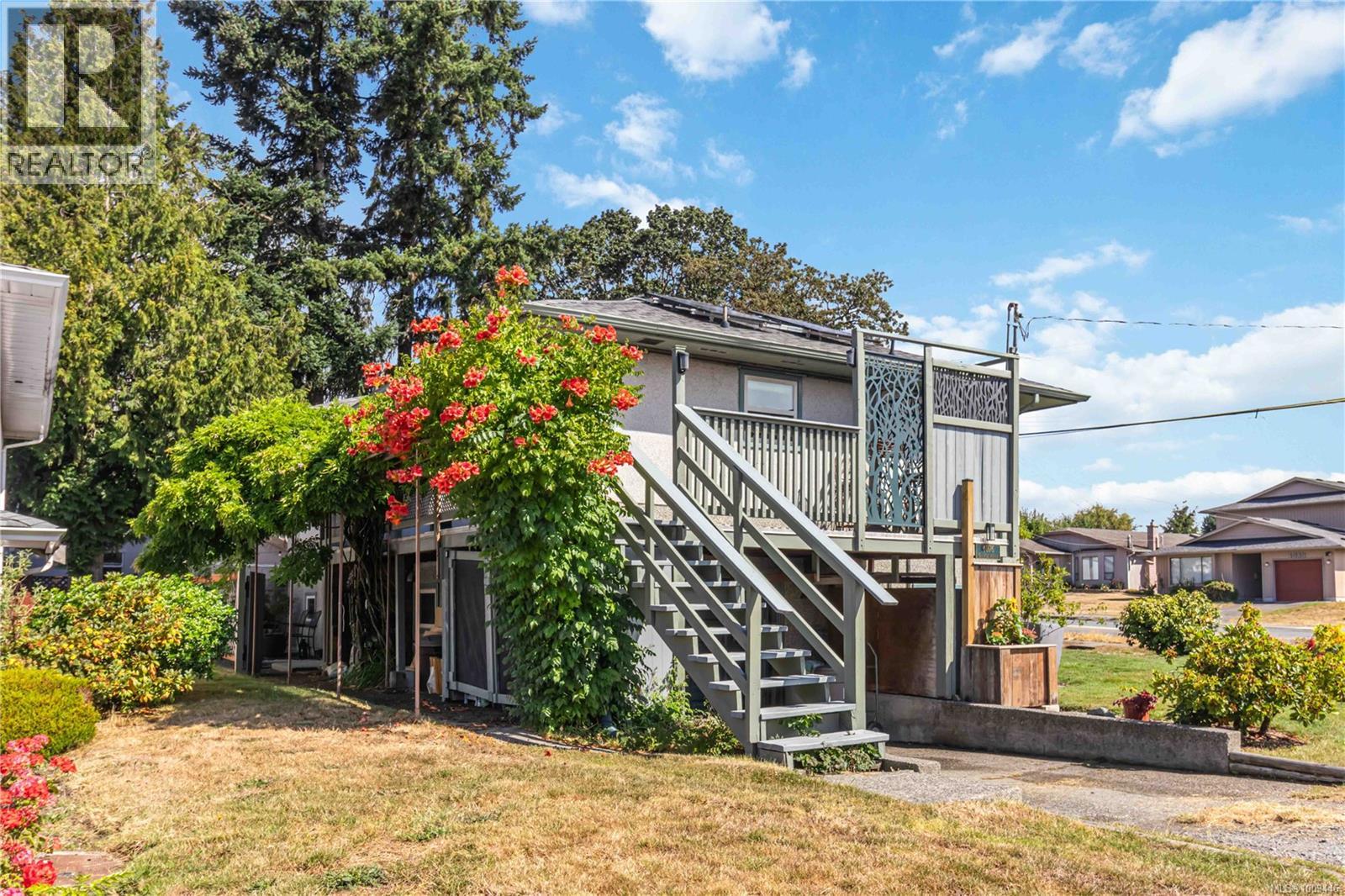 Photo 27 of 4076 Glanford Ave, Saanich BC
