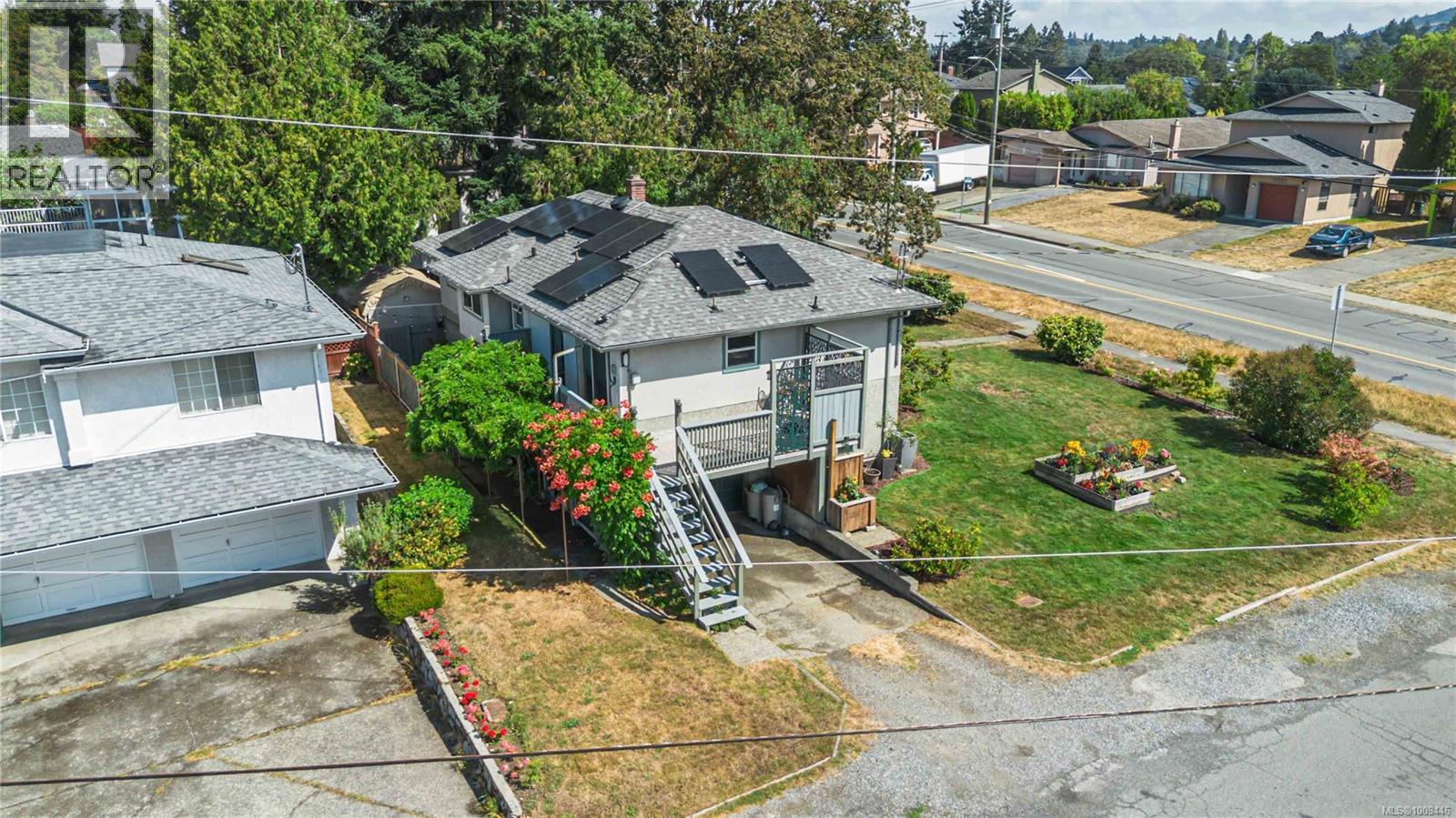 Photo 42 of 4076 Glanford Ave, Saanich BC