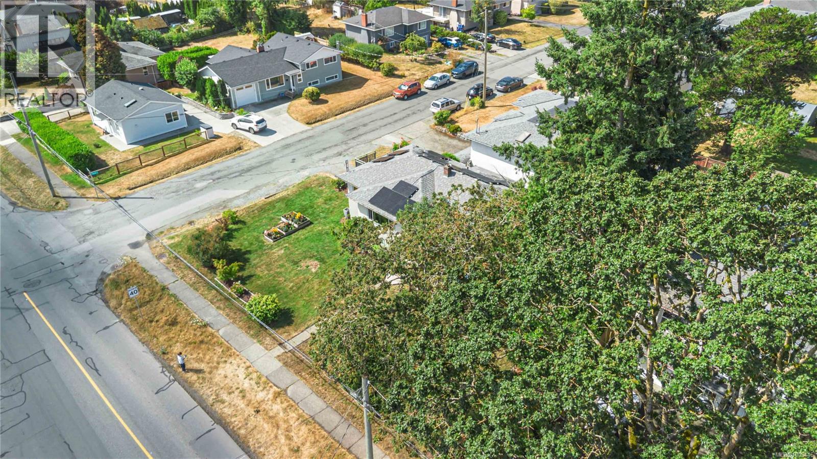 Photo 47 of 4076 Glanford Ave, Saanich BC