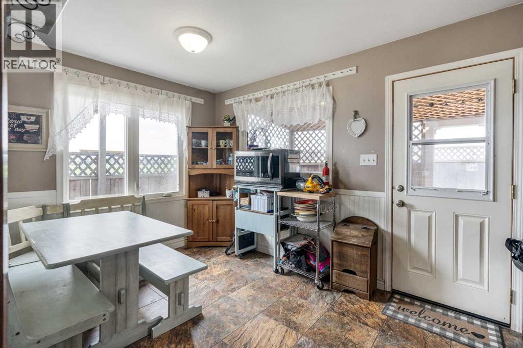 Photo 18 of 4716 Heritage Drive, Taber AB