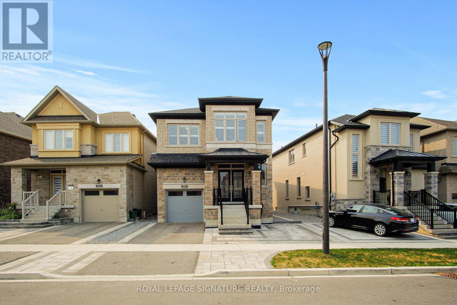Photo 1 of 1028 Pelican Trail, Pickering ON