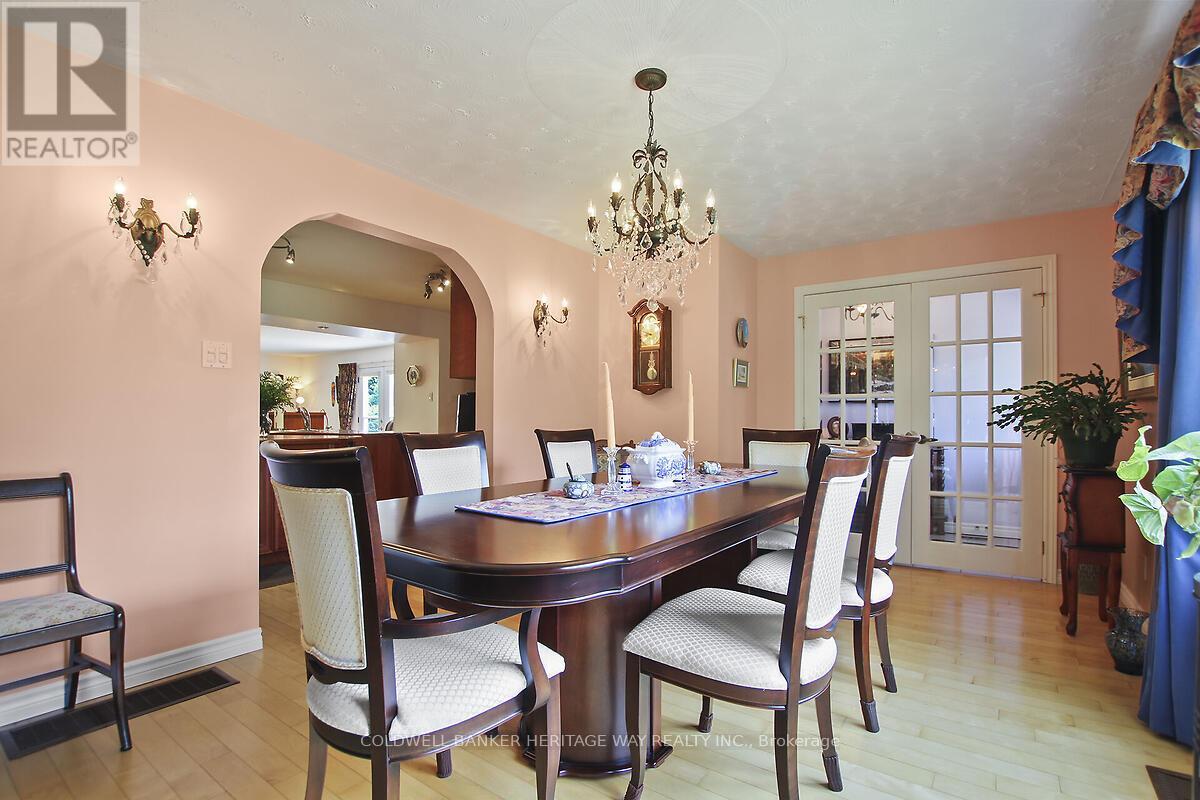 Photo 18 of 738 River Road N, Mcnab Braeside ON